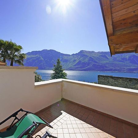 Villa Fior Di Loto 利莫内-苏尔加达 外观 照片