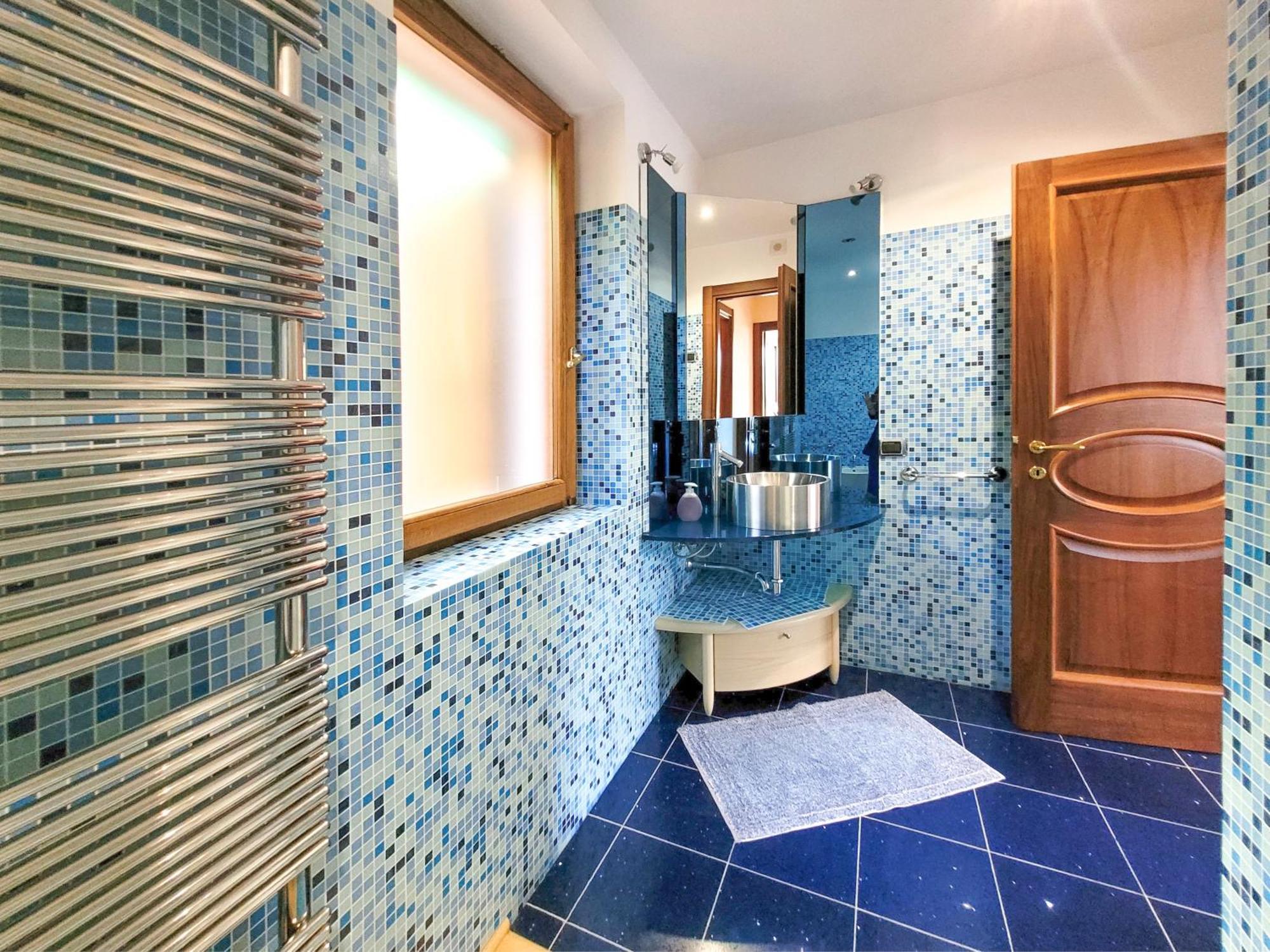 Villa Fior Di Loto 利莫内-苏尔加达 外观 照片